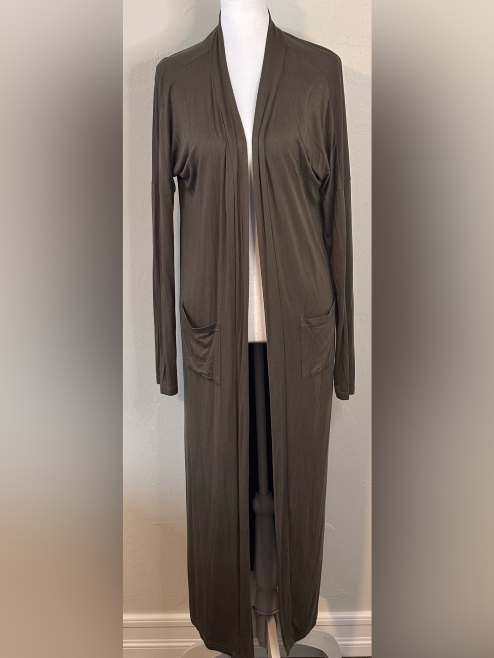 🌸 Mustard Seed Olive Green Long Cardigan Women’s Size Medium
